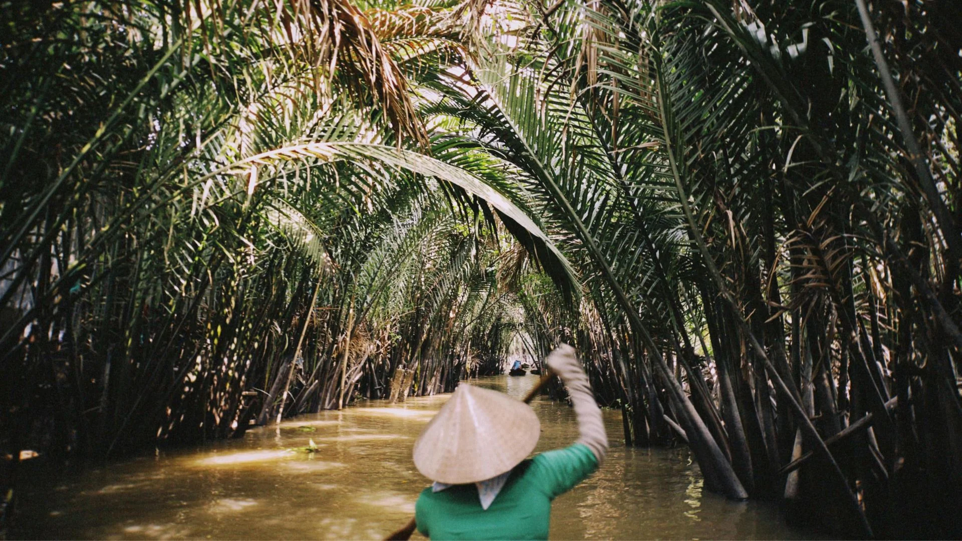 Mekong Delta: Sleep on a Fishing Boat or a Floating Palace