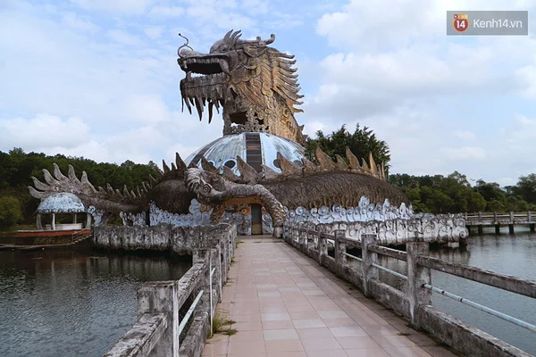 Inside Hue's Abandoned Water Park: The Jungle Is Reclaiming Thuy Tien Lake