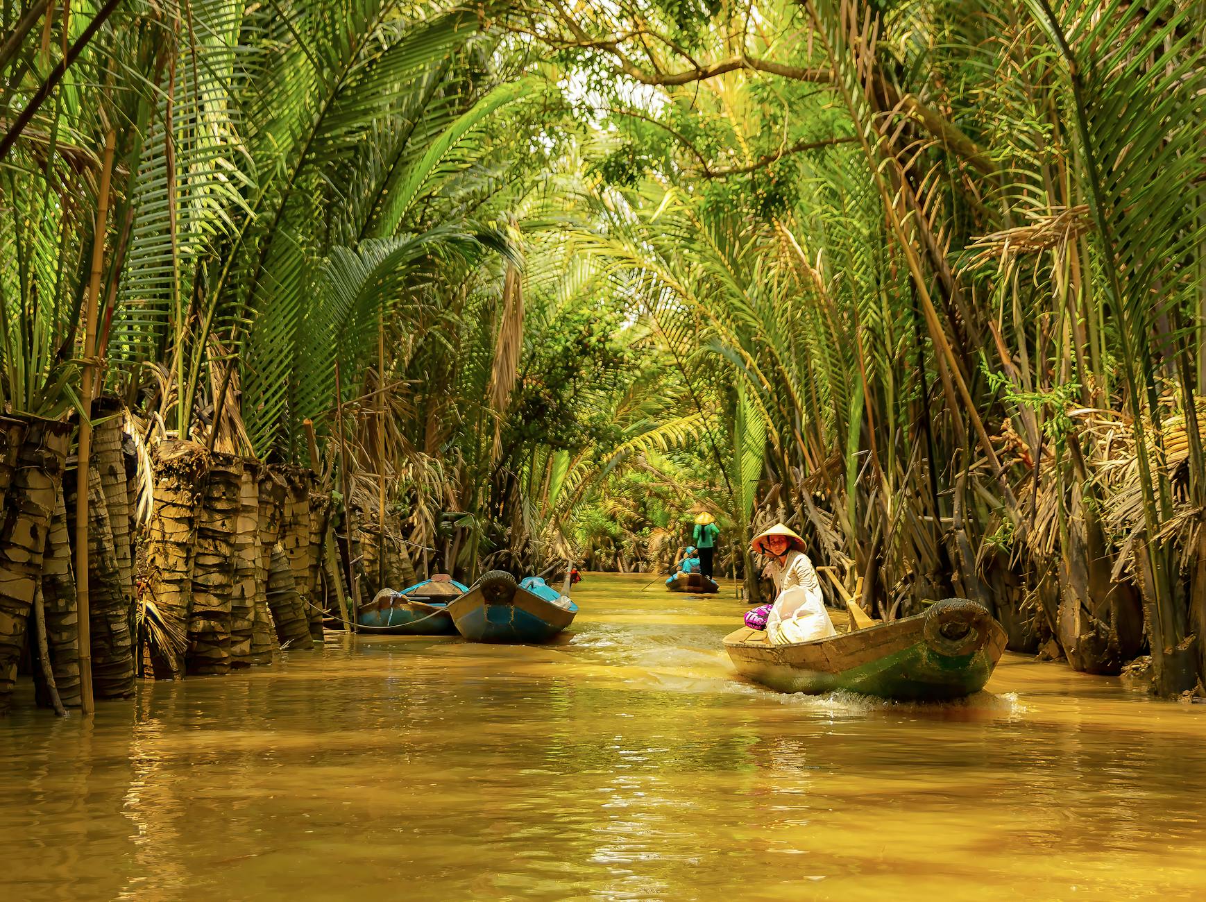 Mekong Delta: Sleep on a Fishing Boat or a Floating Palace