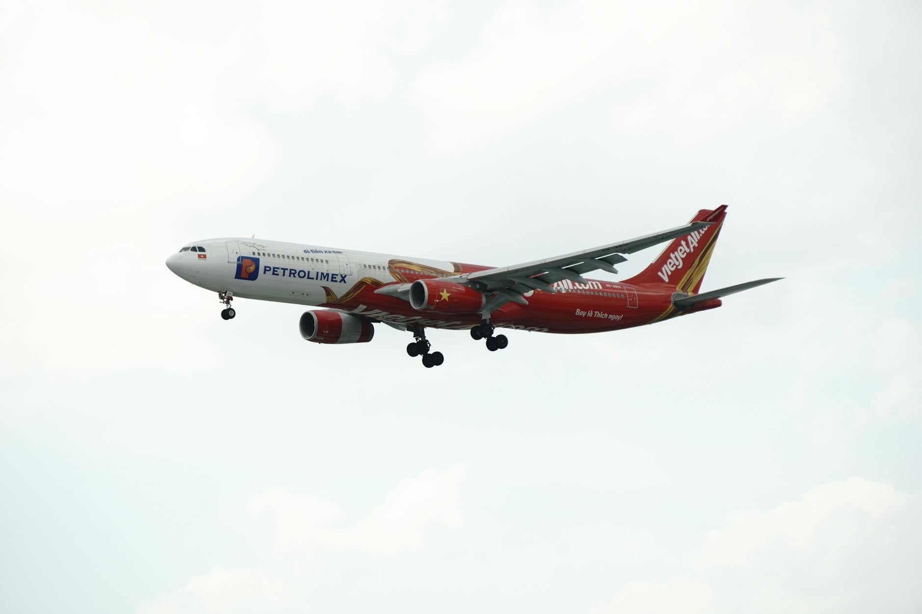 Procedures for Children Flying on Vietnam Airlines: A Detailed A-Z Guide (2026)